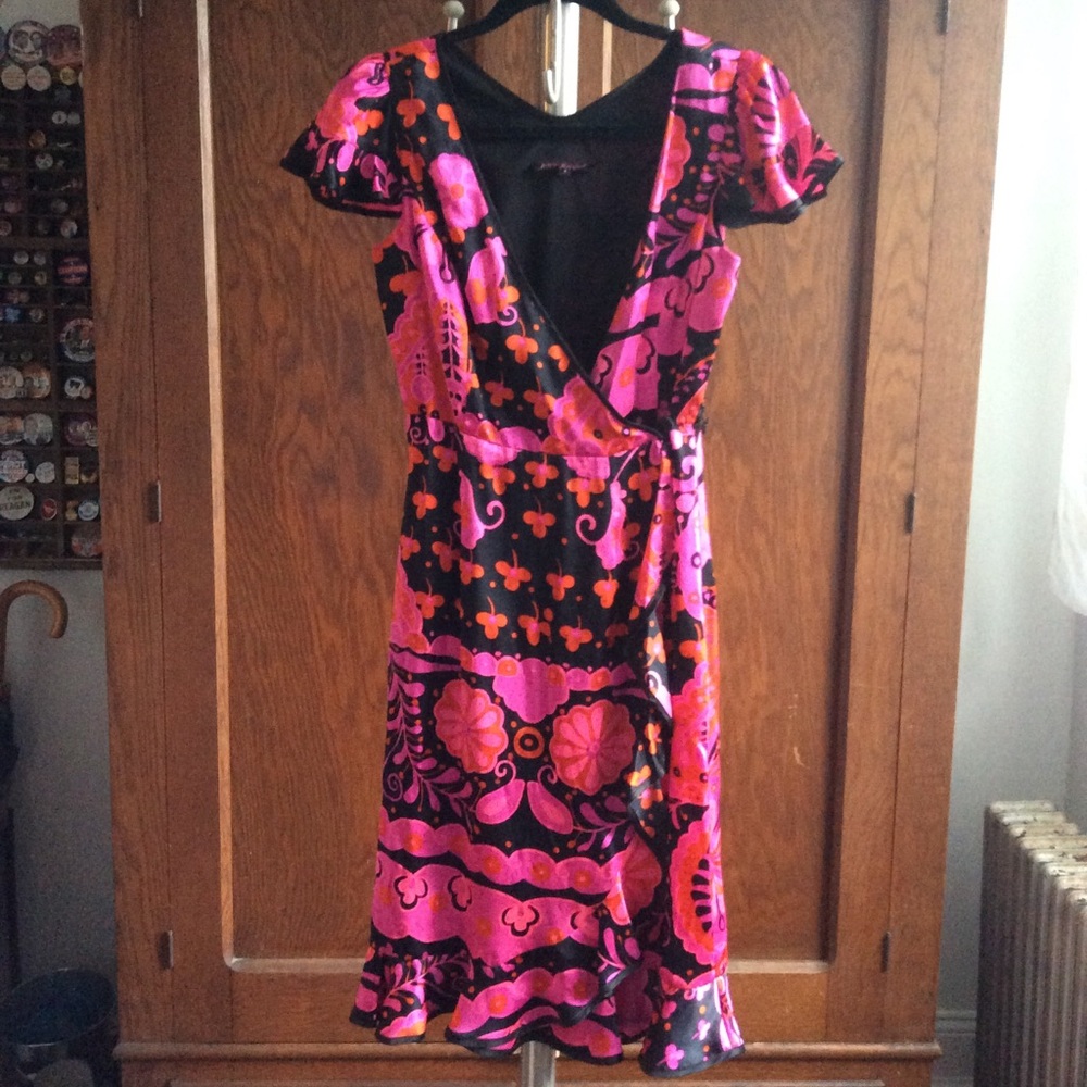 Betsey Johnson psychedelic silk wrap dress Size 2